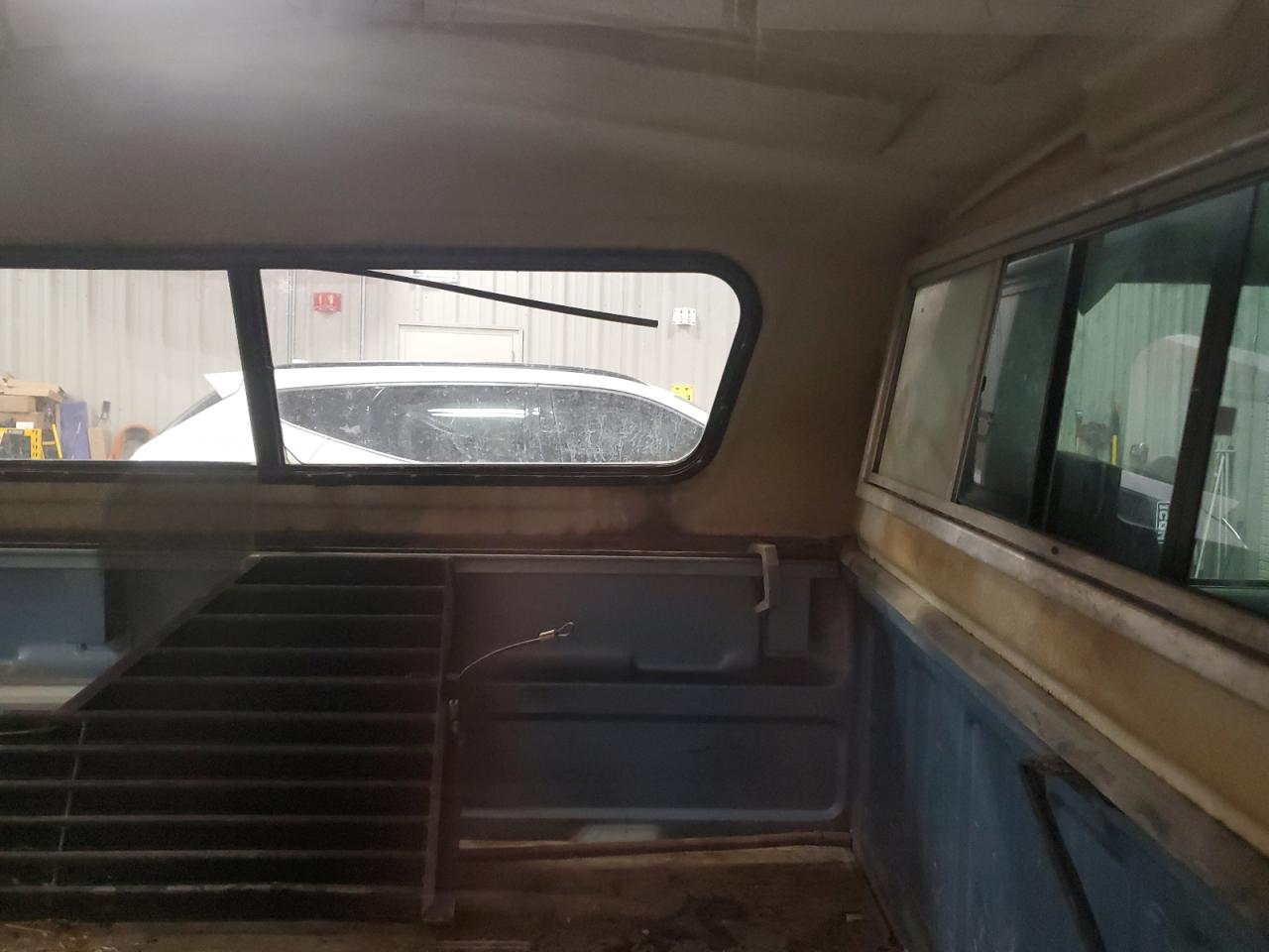 1992 Chevrolet Gmt-400 K1500 VIN: 1GCEK14ZXNE132725 Lot: 80033515