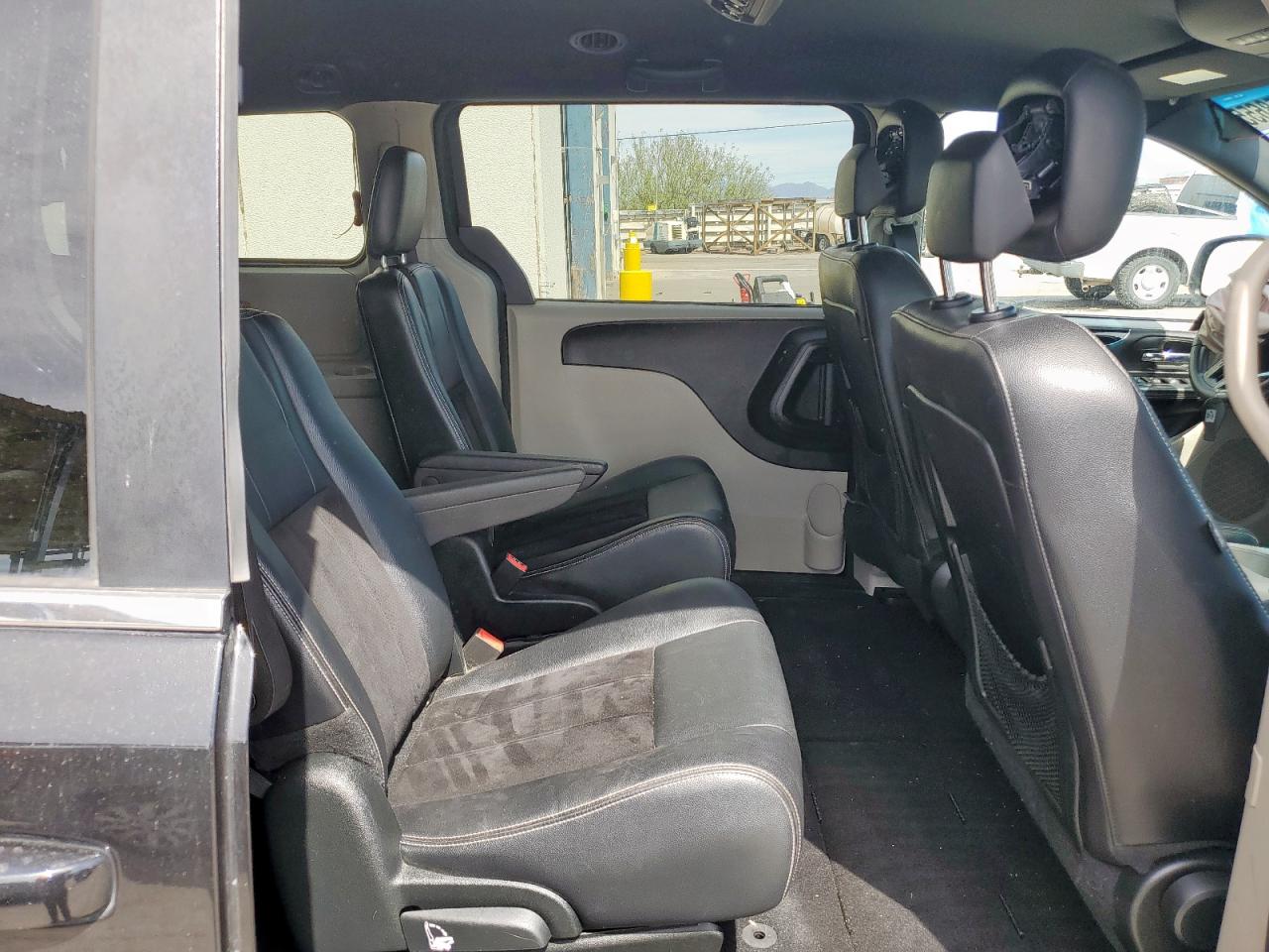 2017 Dodge Grand Caravan Sxt VIN: 2C4RDGCG3HR677378 Lot: 84358655