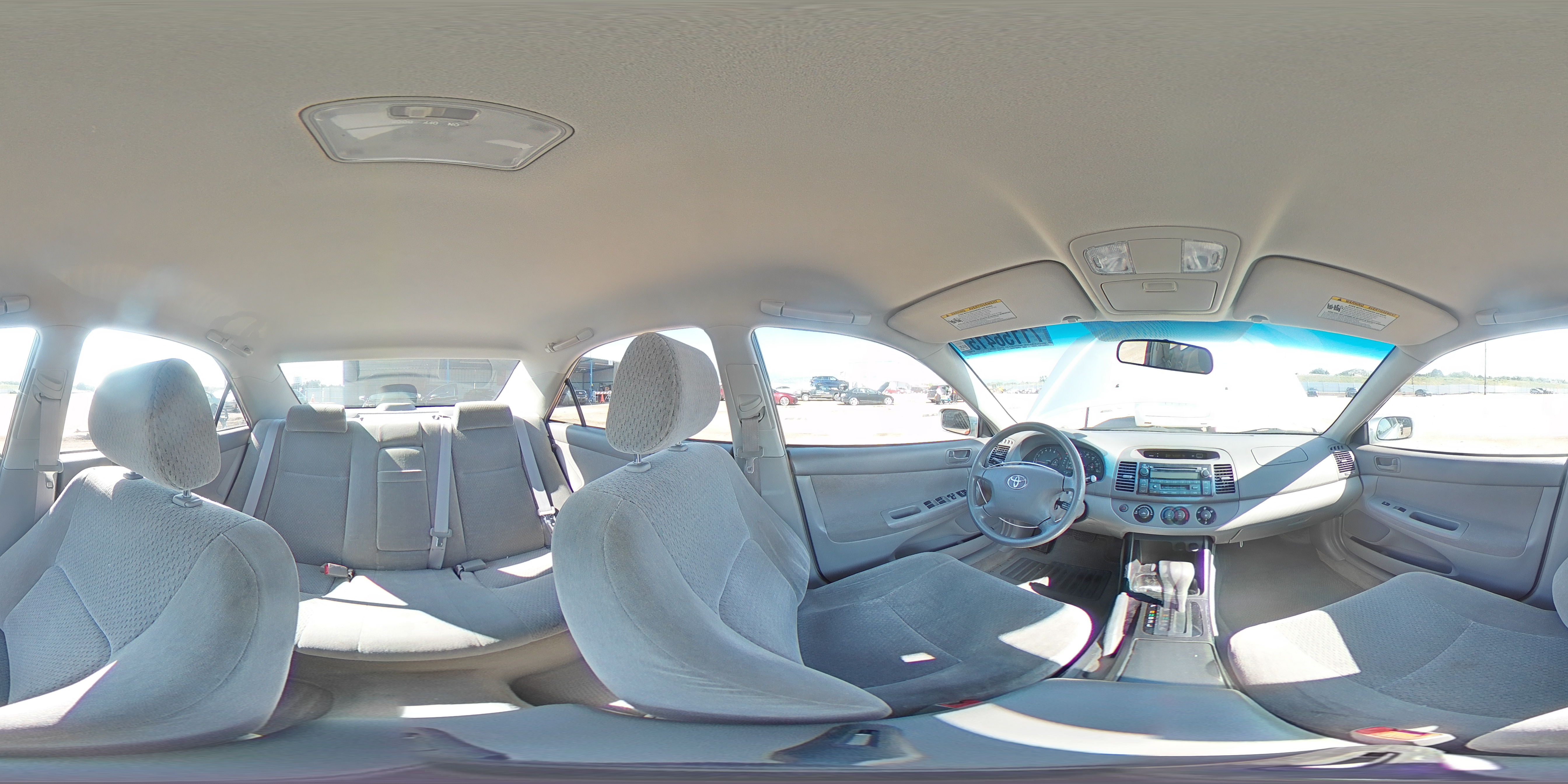 2004 Toyota Camry Le VIN: JTDBE32K940272997 Lot: 71156415