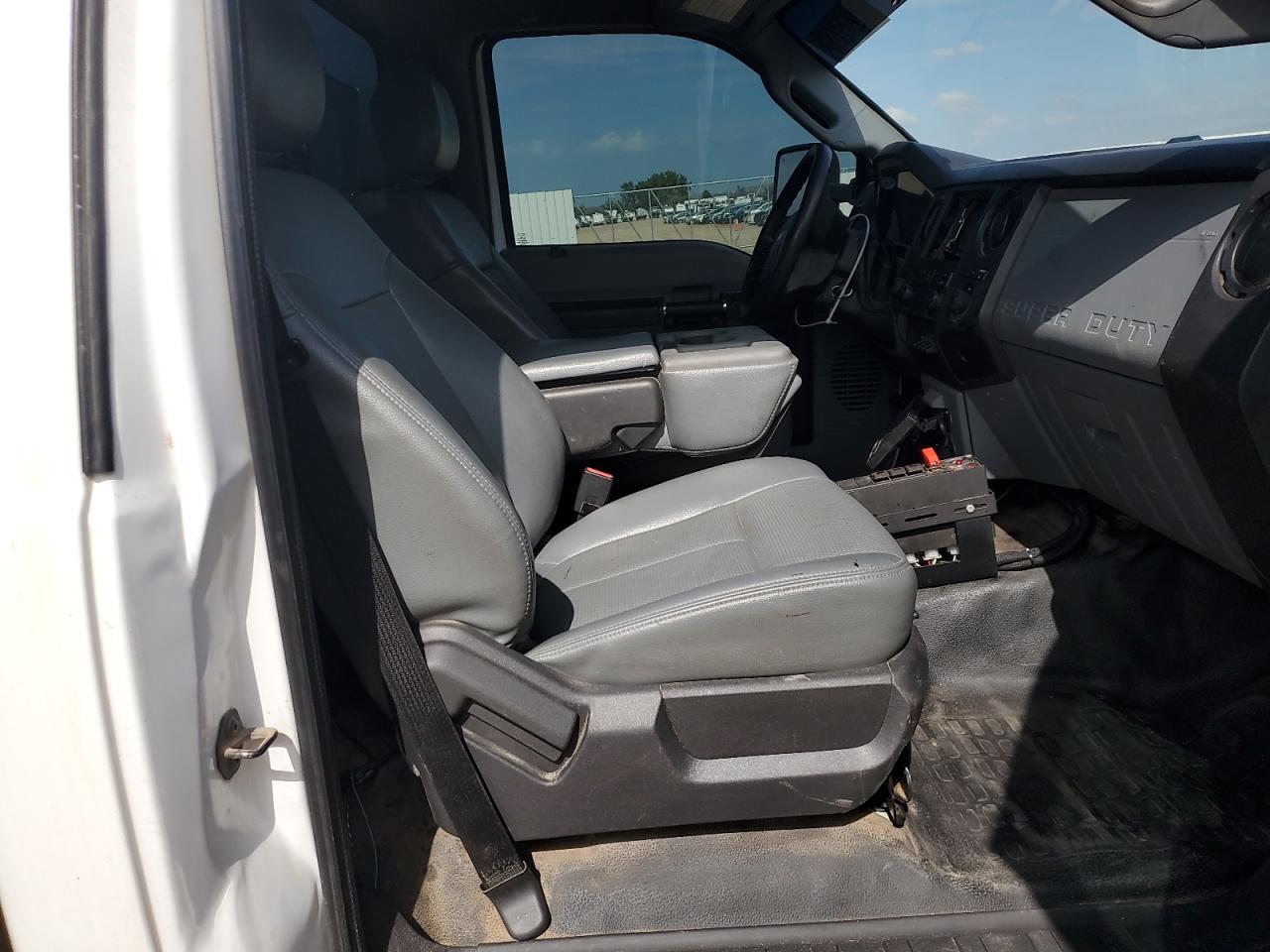 2013 Ford F550 Super Duty VIN: 1FDUF5HT0DEB47533 Lot: 81251785