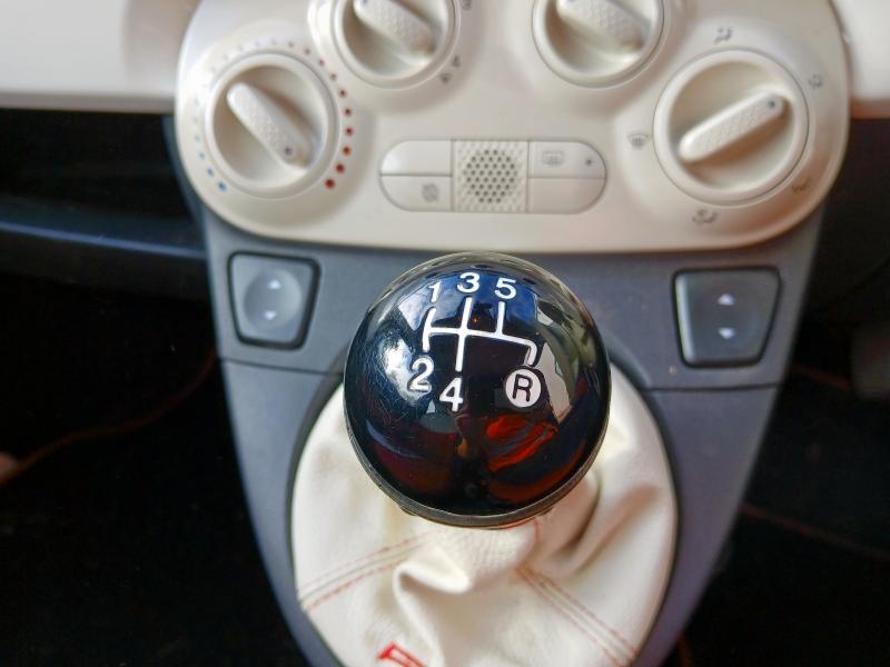 2011 FIAT 500 POP 