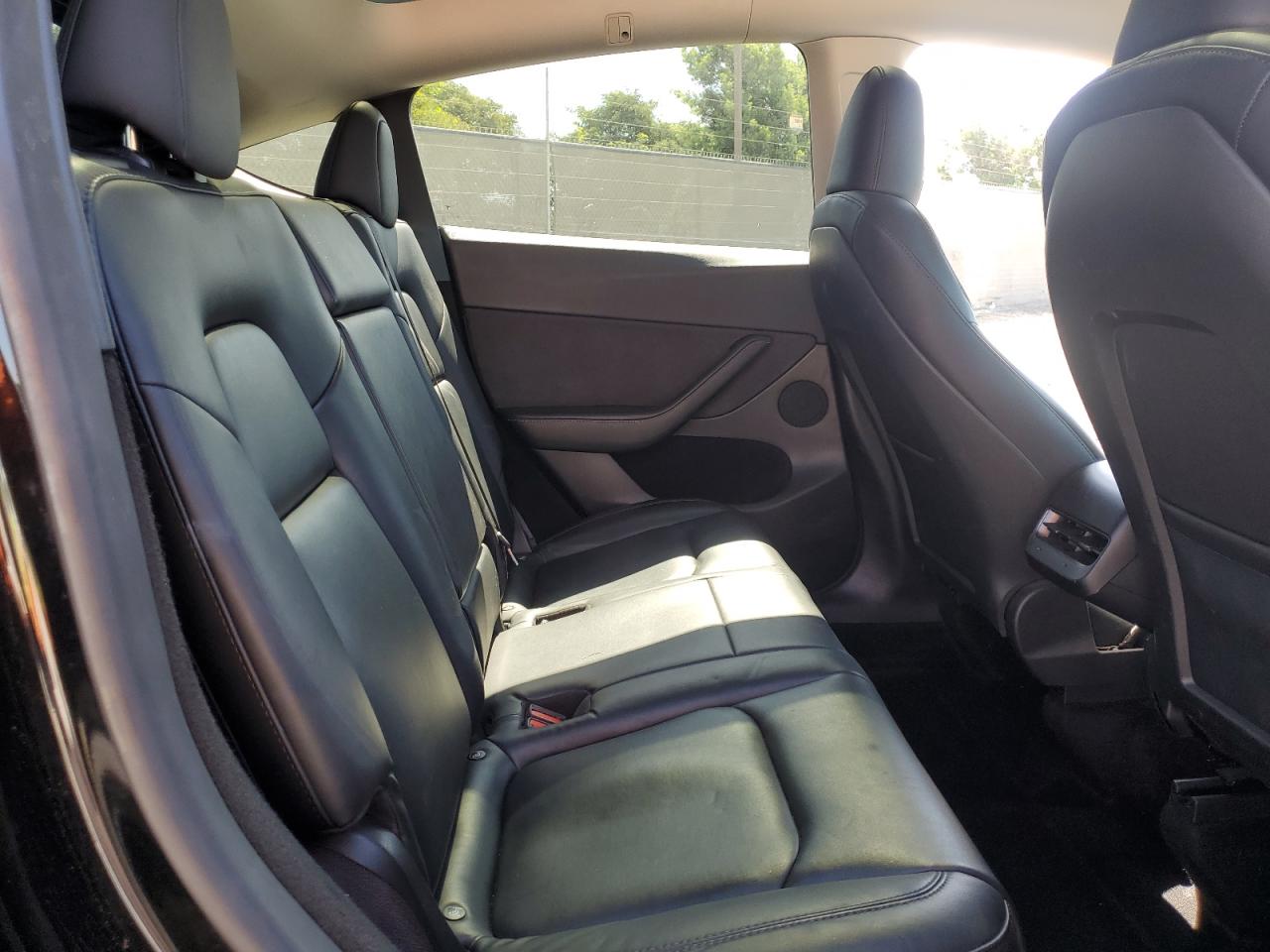 2023 Tesla Model Y VIN: 7SAYGDEE9PF928625 Lot: 81783545