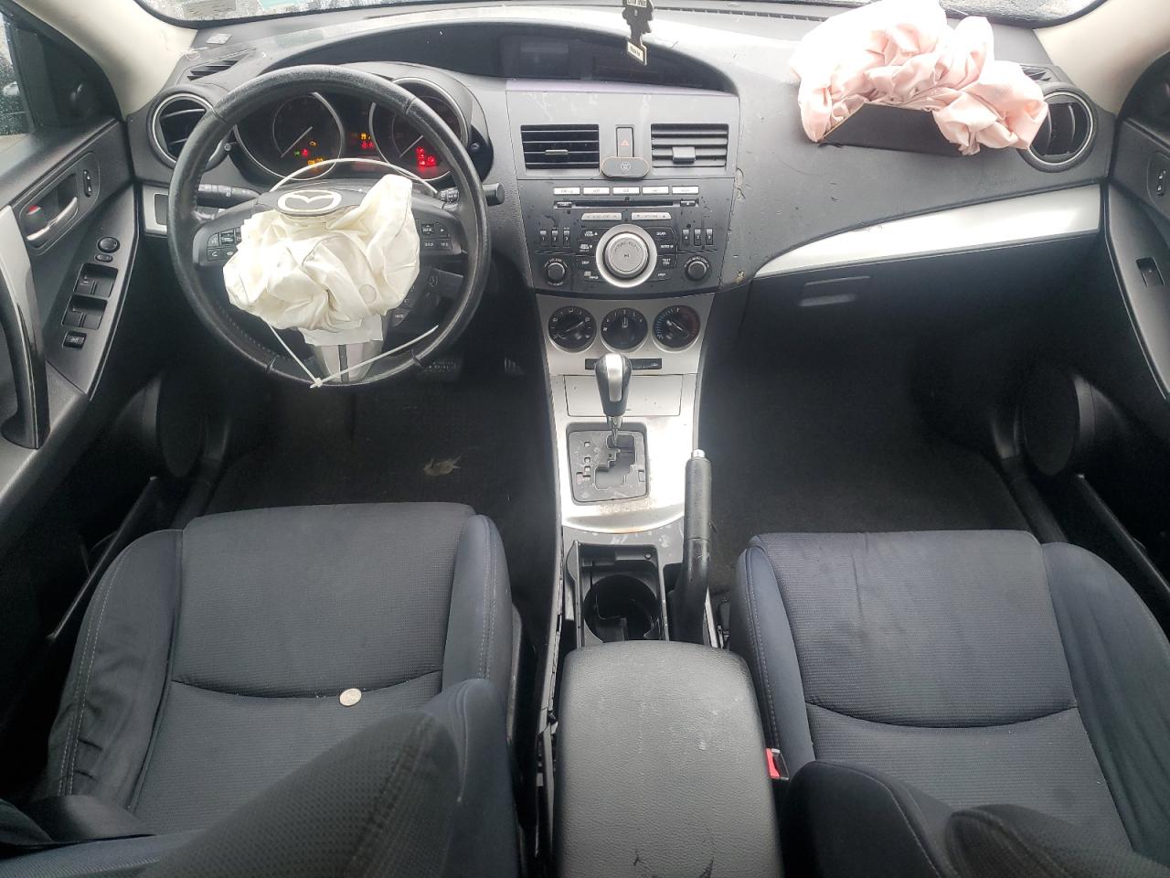 2010 Mazda 3 S VIN: JM1BL1S67A1237054 Lot: 81317245