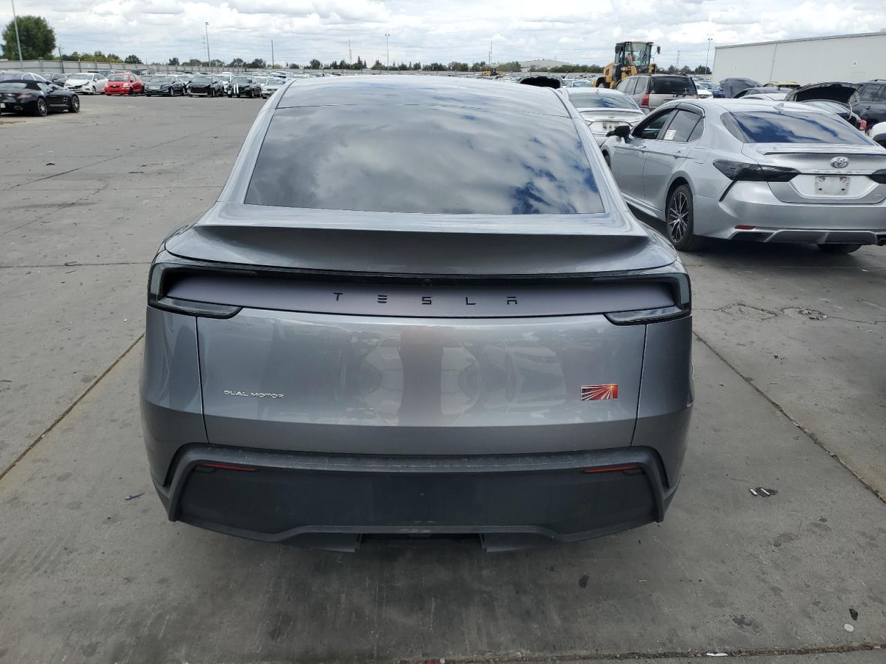 2026 Tesla Model Y VIN: 7SAYGDEE5TF328842 Lot: 84626895