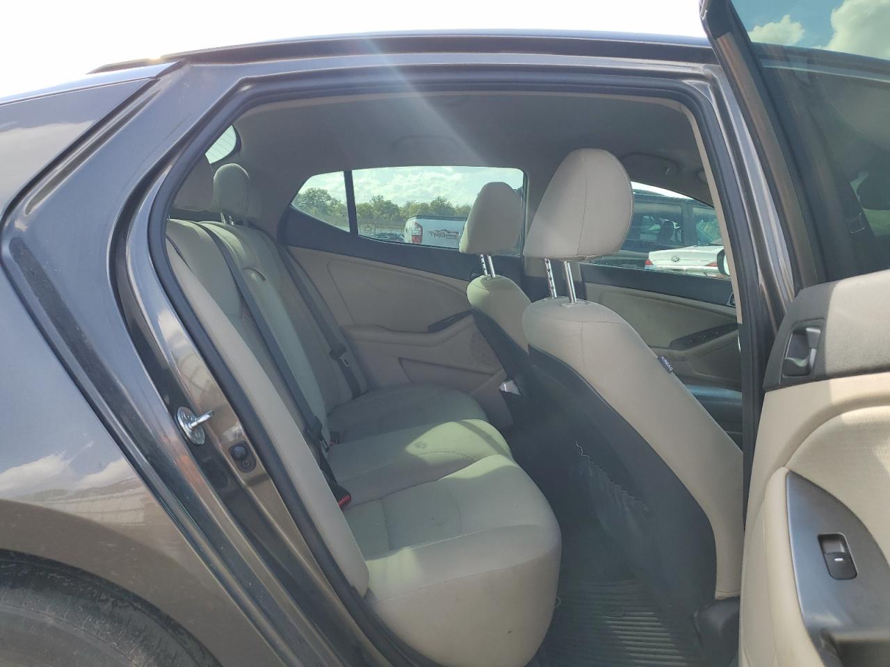 2014 Kia Optima Lx VIN: 5XXGM4A78EG275174 Lot: 71147825