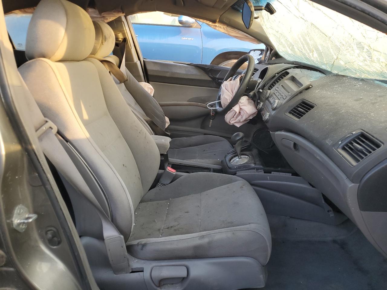 2007 Honda Civic Dx VIN: 2HGFA16317H040562 Lot: 70352305