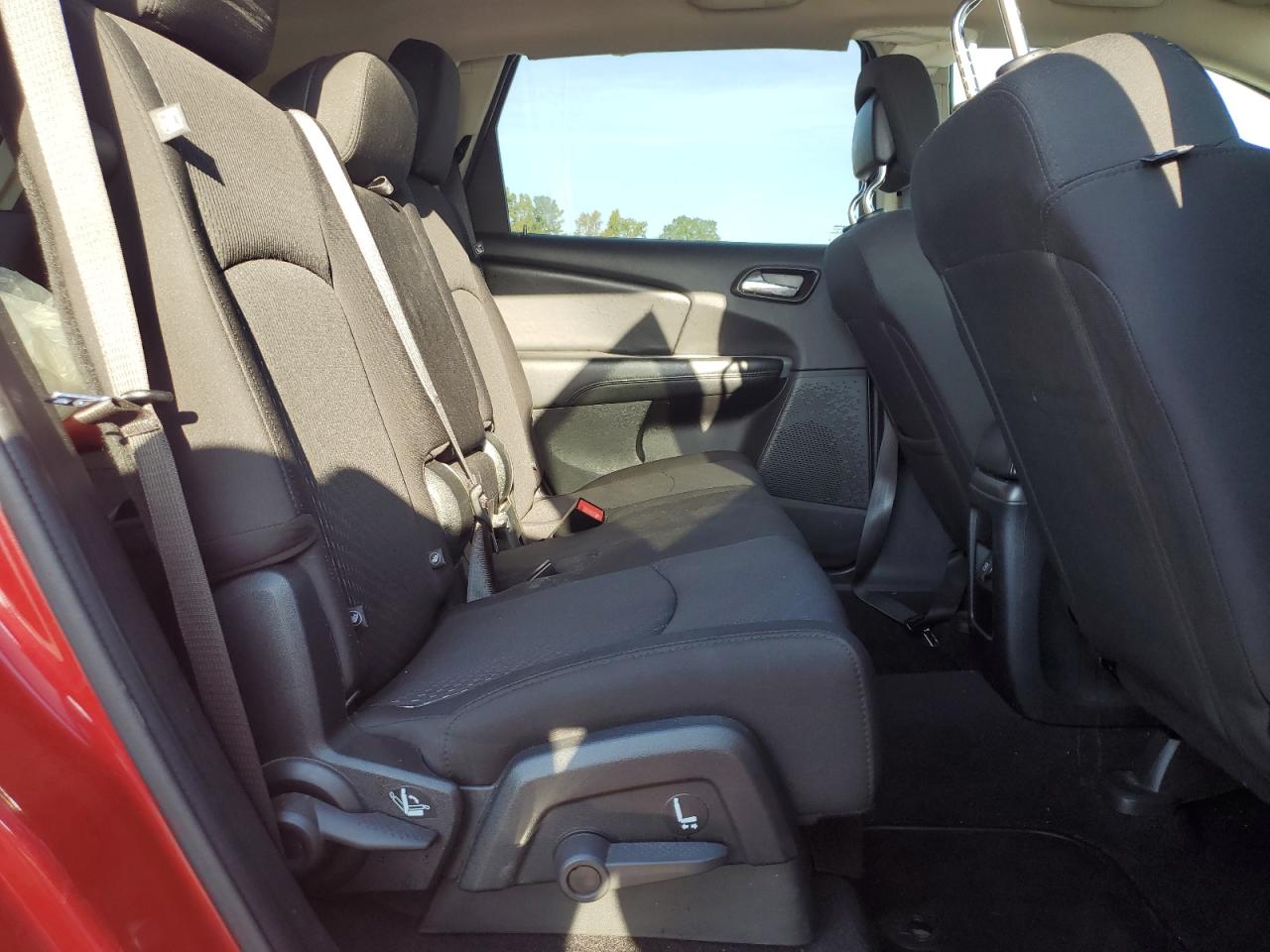 2018 Dodge Journey Se VIN: 3C4PDCAB6JT275073 Lot: 82122615