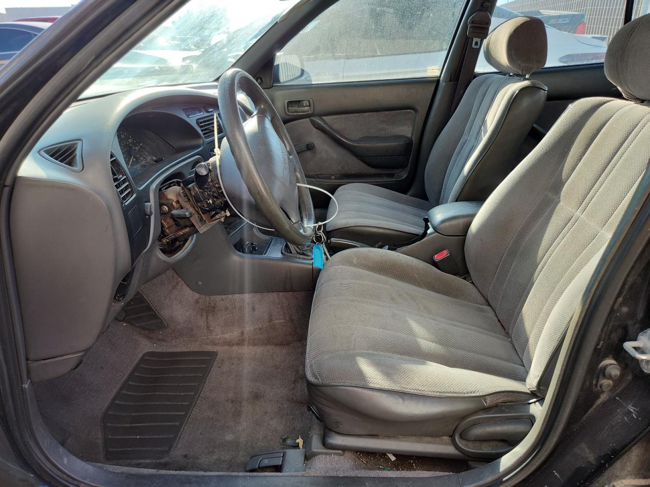 1995 Toyota Camry Dx VIN: 4T1SK11EXSU639528 Lot: 82133105