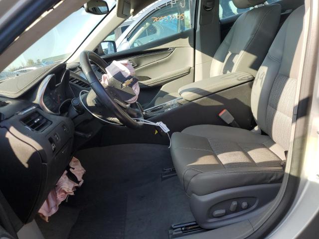  CHEVROLET IMPALA 2018 Srebrny