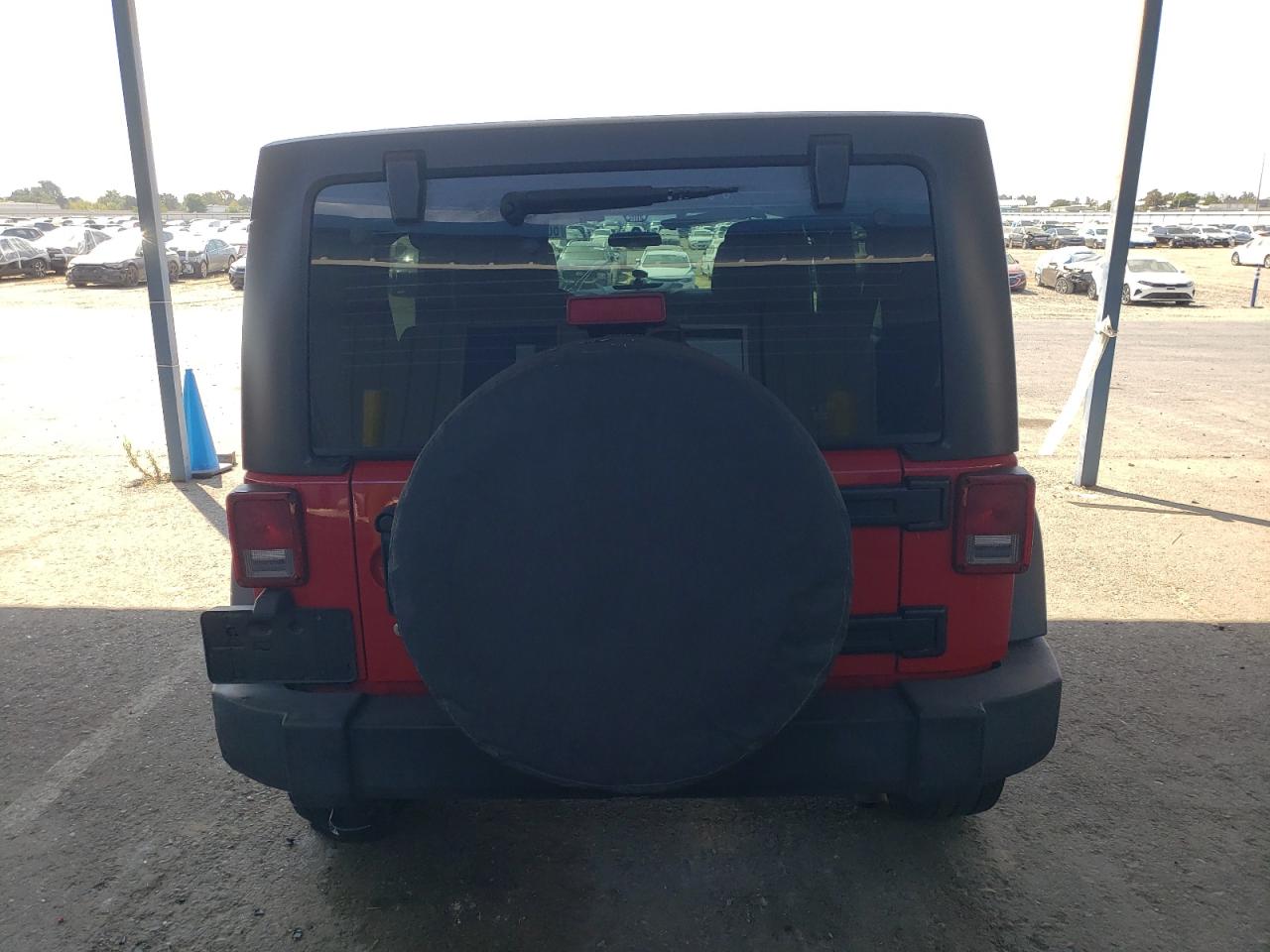 2013 Jeep Wrangler Unlimited Sport VIN: 1C4BJWDG1DL703577 Lot: 80643655