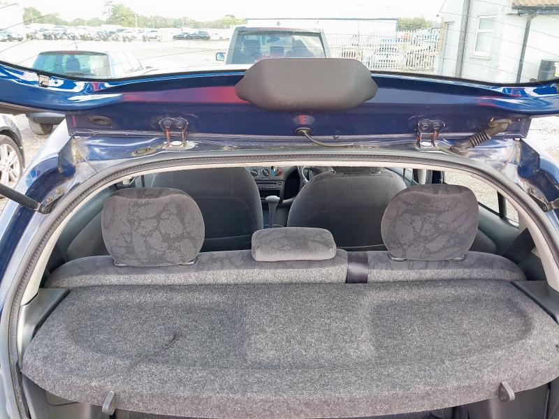 2002 TOYOTA YARIS  