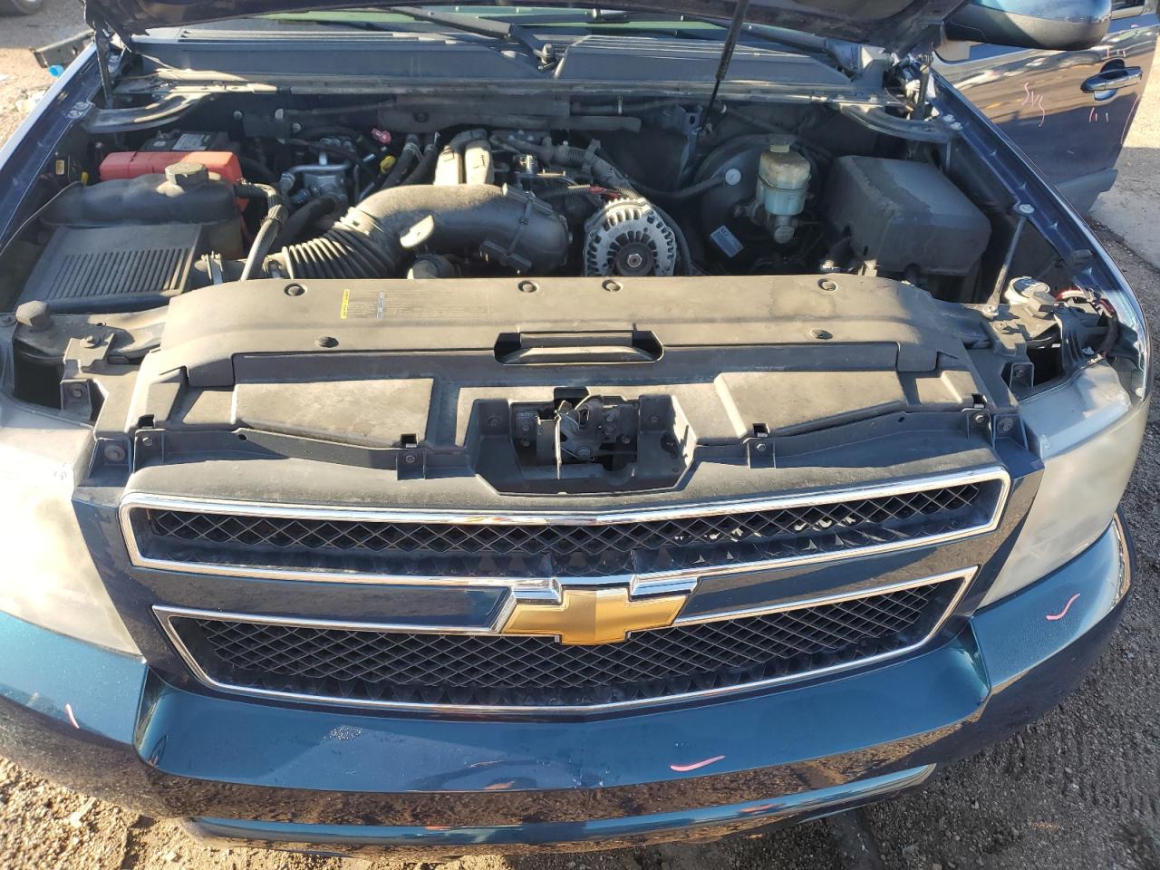 2007 Chevrolet Tahoe K1500 VIN: 1GNFK13027J142738 Lot: 81620555