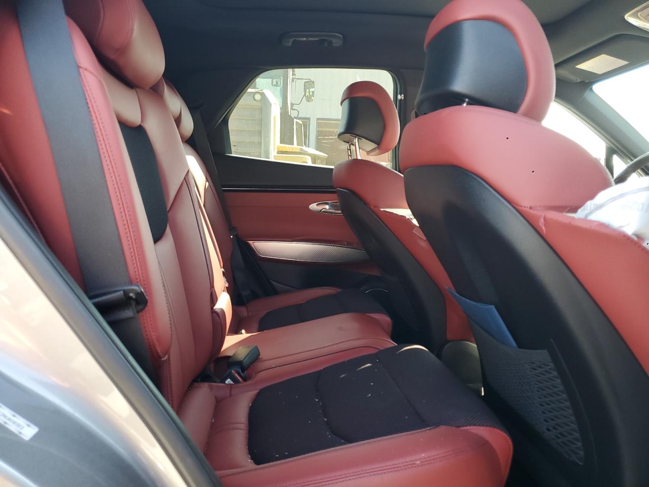 2022 Genesis Gv70 Base VIN: KMUMCDTC2NU028353 Lot: 72045295