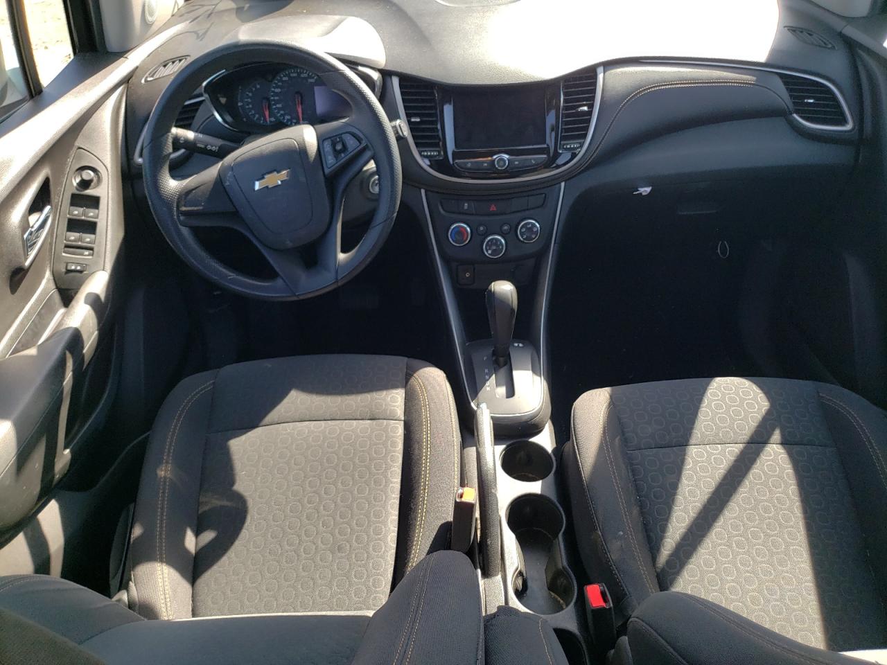 2018 Chevrolet Trax Ls VIN: 3GNCJKSB0JL348235 Lot: 69426205