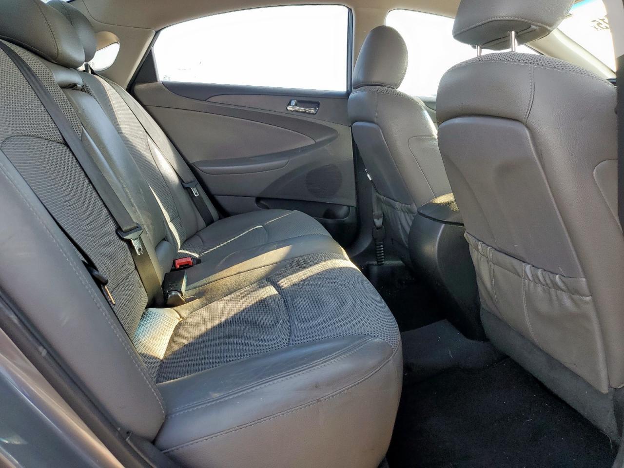 2013 Hyundai Sonata Se VIN: 5NPEC4AC9DH667073 Lot: 70766815