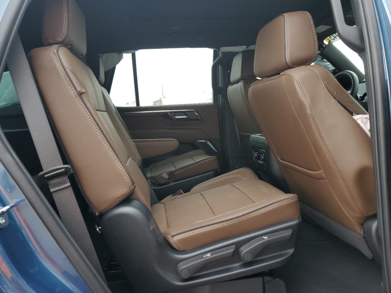 2025 Chevrolet Tahoe K1500 High Country VIN: 1GNS6TR86SR384891 Lot: 70947445