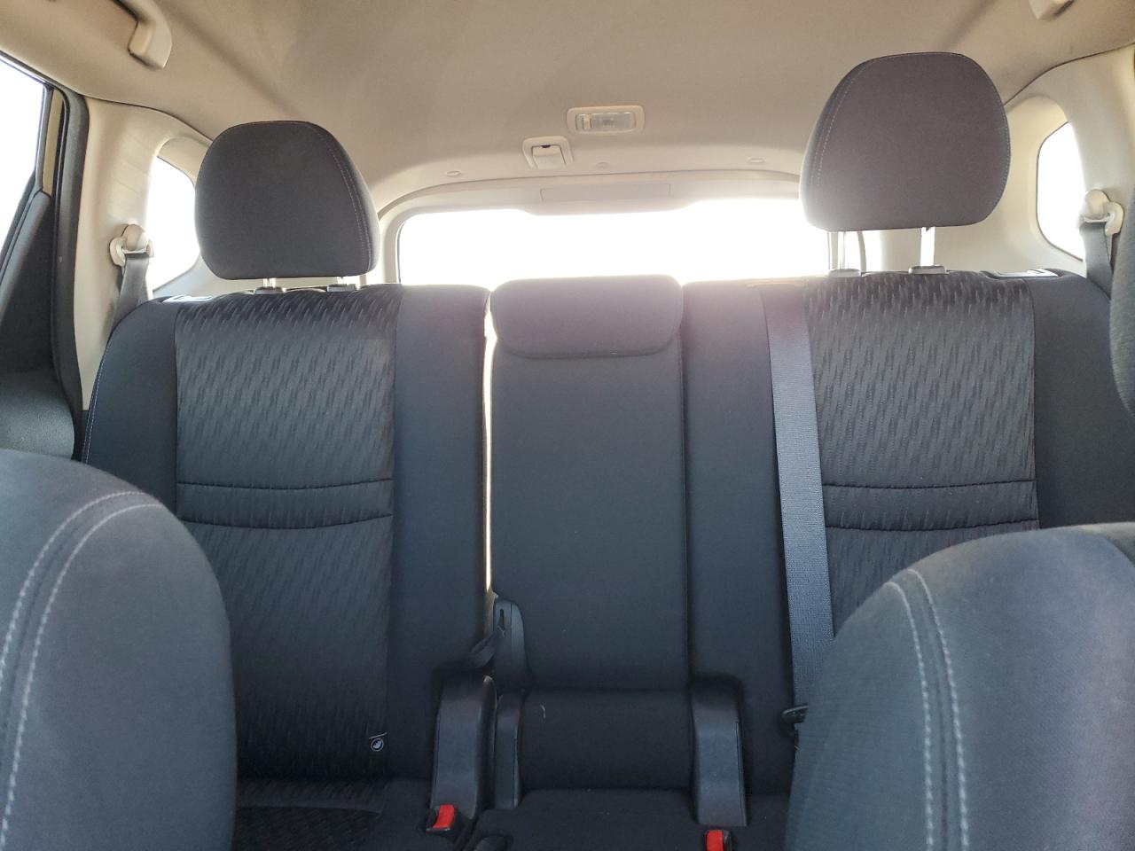 2017 Nissan Rogue S VIN: KNMAT2MV6HP585716 Lot: 80116805