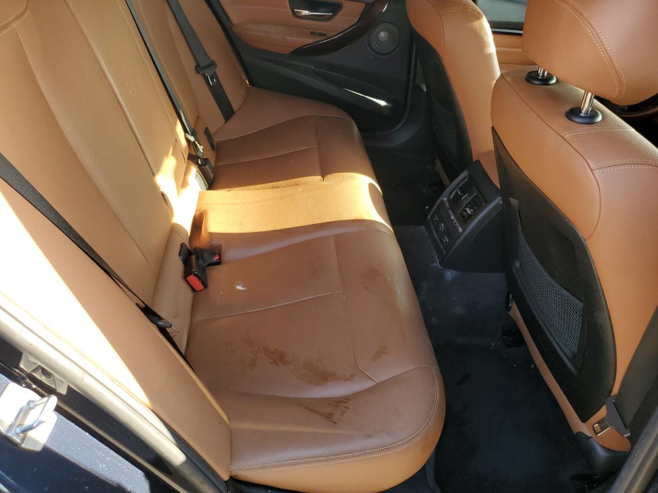 2015 BMW 328 Xi VIN: WBA3B3C52FF547788 Lot: 70700825