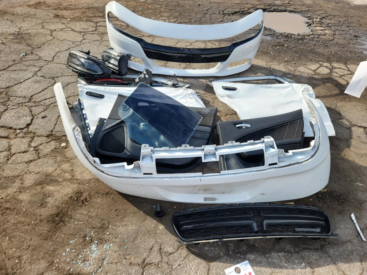 2020 Dodge Charger Sxt VIN: 2C3CDXBG8LH192437 Lot: 81361215