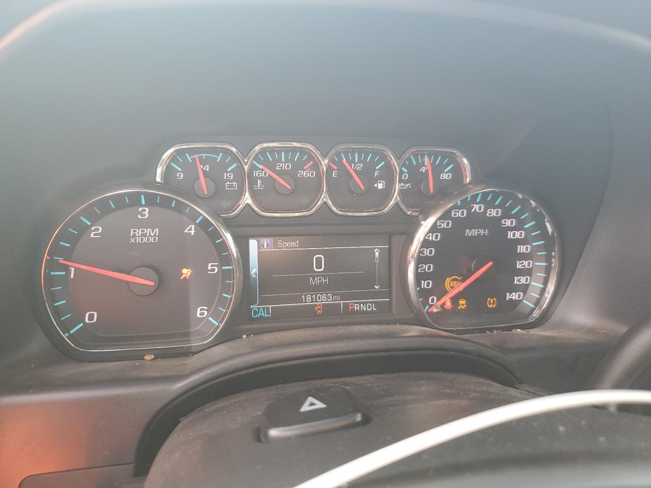 2018 Chevrolet Silverado K1500 Lt VIN: 3GCUKREC8JG143892 Lot: 82059655