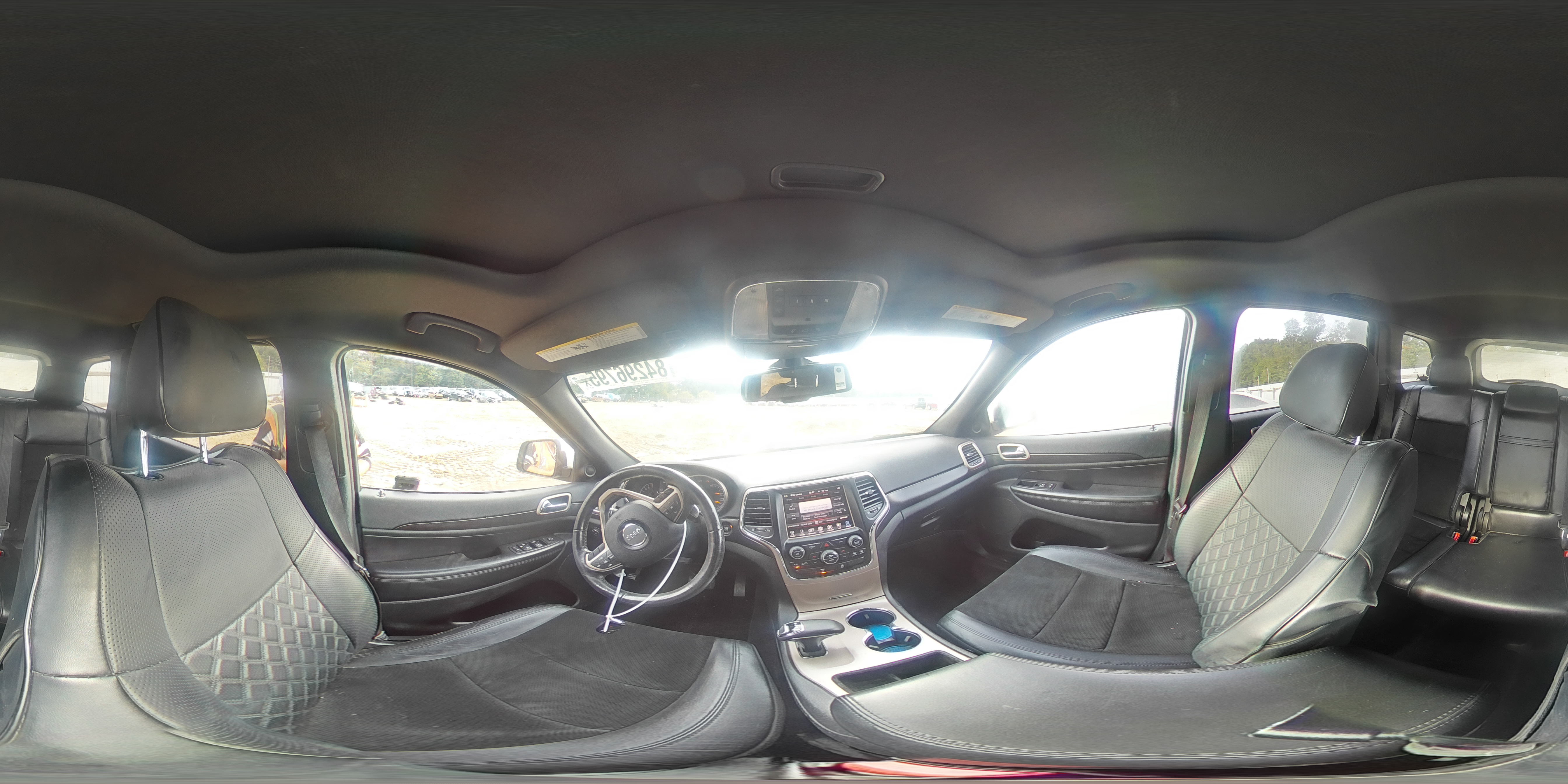 2015 Jeep Grand Cherokee Laredo VIN: 1C4RJFAG5FC632826 Lot: 84296795