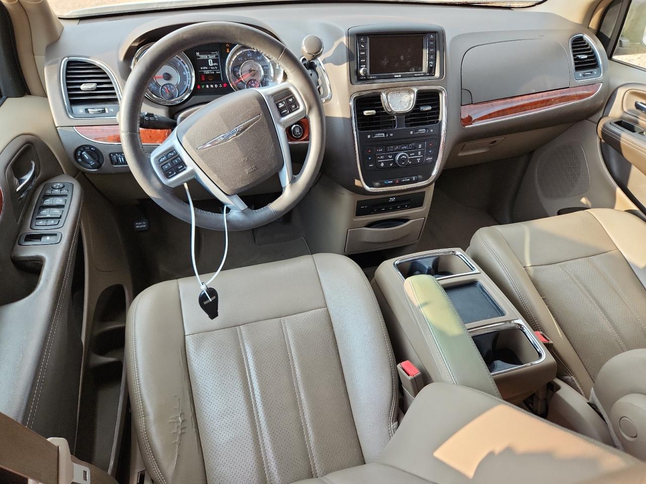 2013 Chrysler Town & Country Touring L VIN: 2C4RC1CG7DR815904 Lot: 71667965