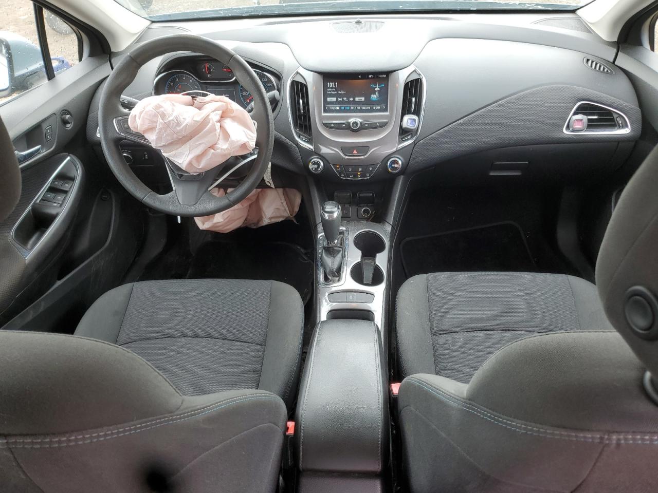 2017 Chevrolet Cruze Lt VIN: 1G1BE5SM8H7165393 Lot: 71233625