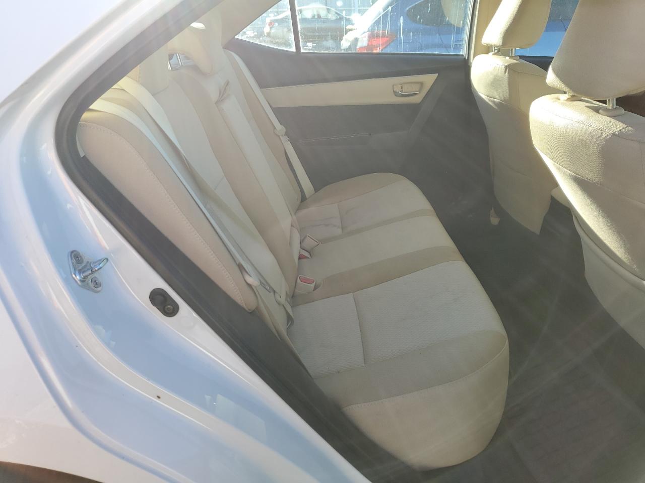 2017 Toyota Corolla L VIN: 2T1BURHE5HC805558 Lot: 84430935