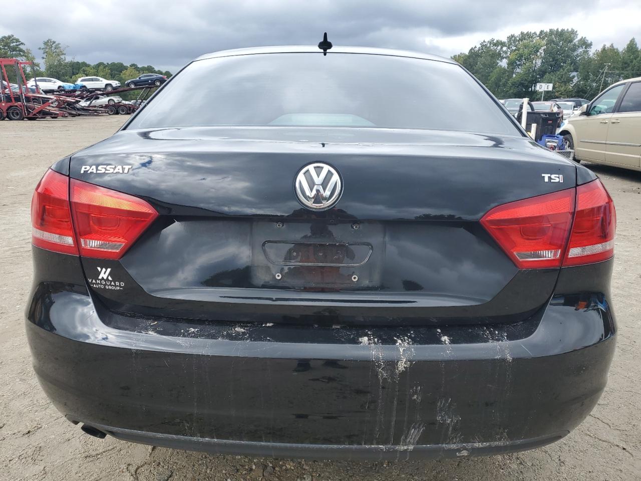 2015 Volkswagen Passat S VIN: 1VWAS7A3XFC116651 Lot: 81056245