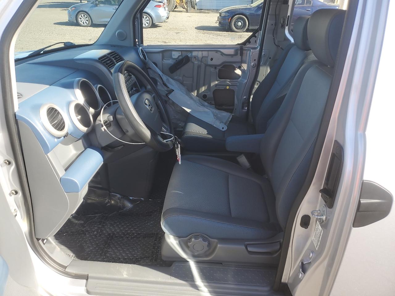 2004 Honda Element Ex VIN: 5J6YH286X4L036776 Lot: 81258165