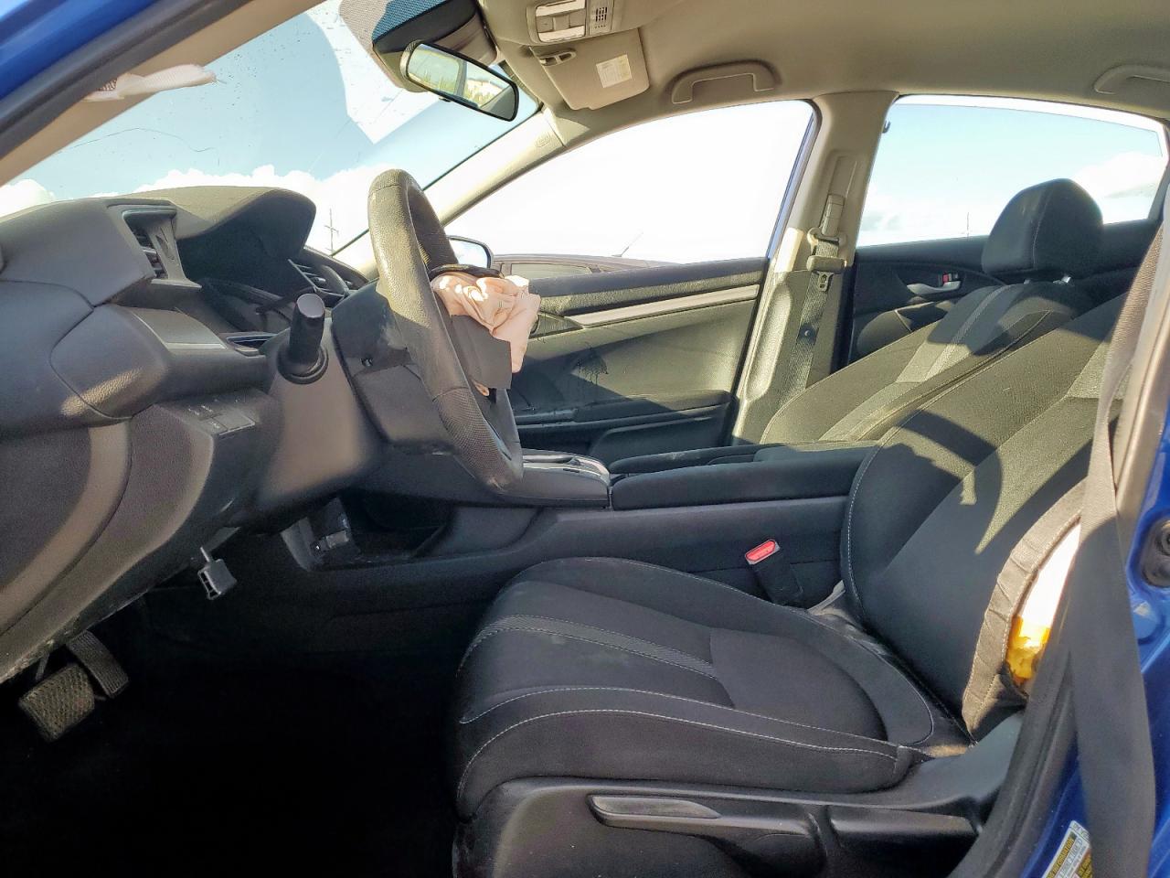 2019 Honda Civic Lx VIN: 19XFC2F65KE041243 Lot: 84021635