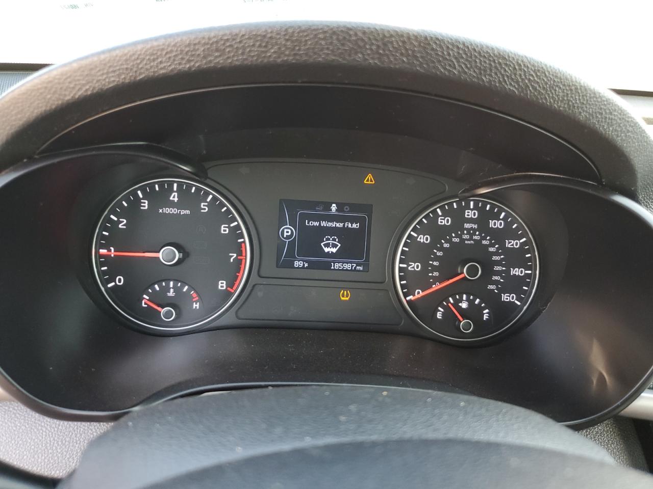 2017 Kia Optima Lx VIN: 5XXGT4L31HG160627 Lot: 81252575