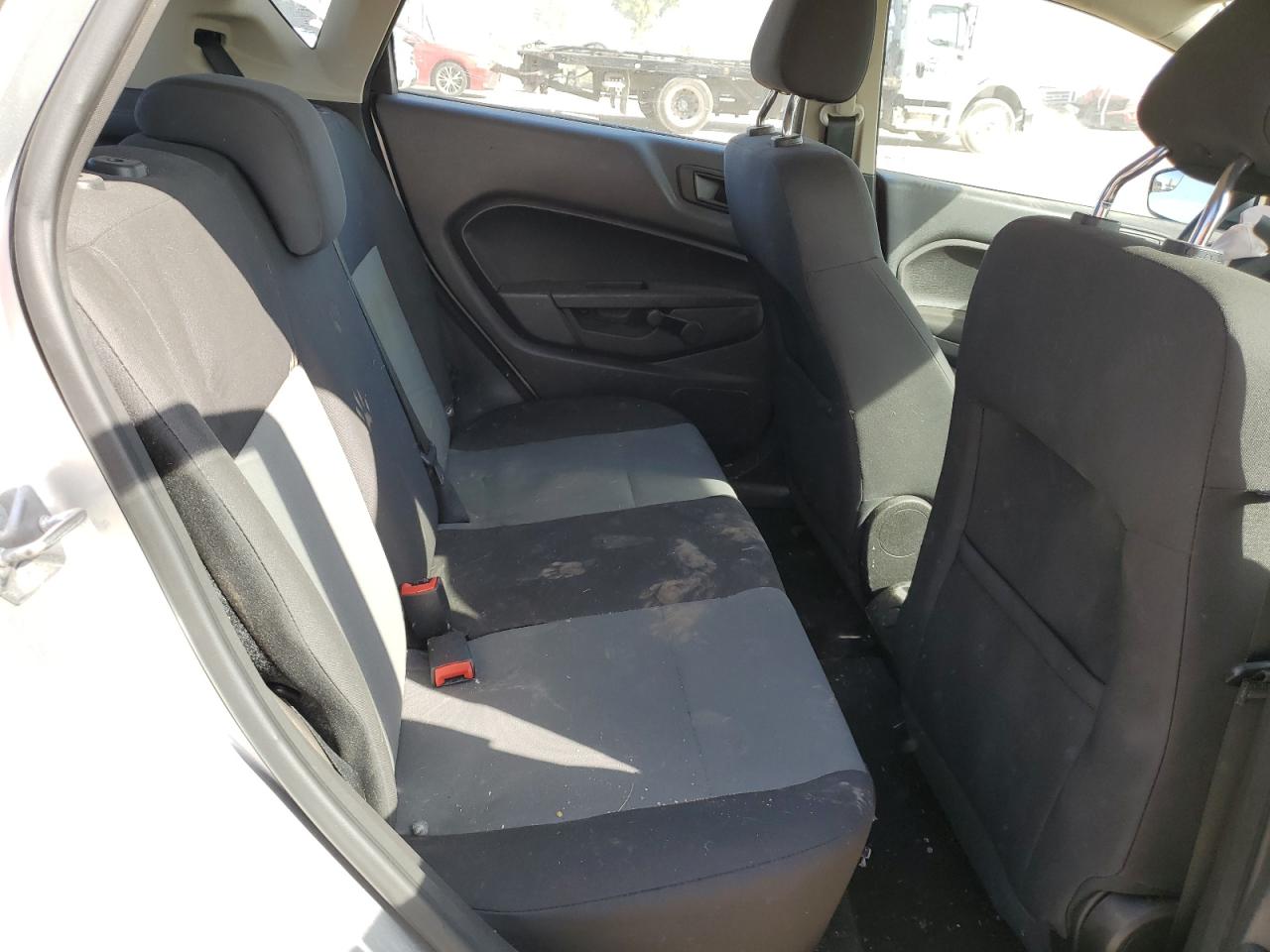 2016 Ford Fiesta S VIN: 3FADP4TJ9GM170198 Lot: 81950315