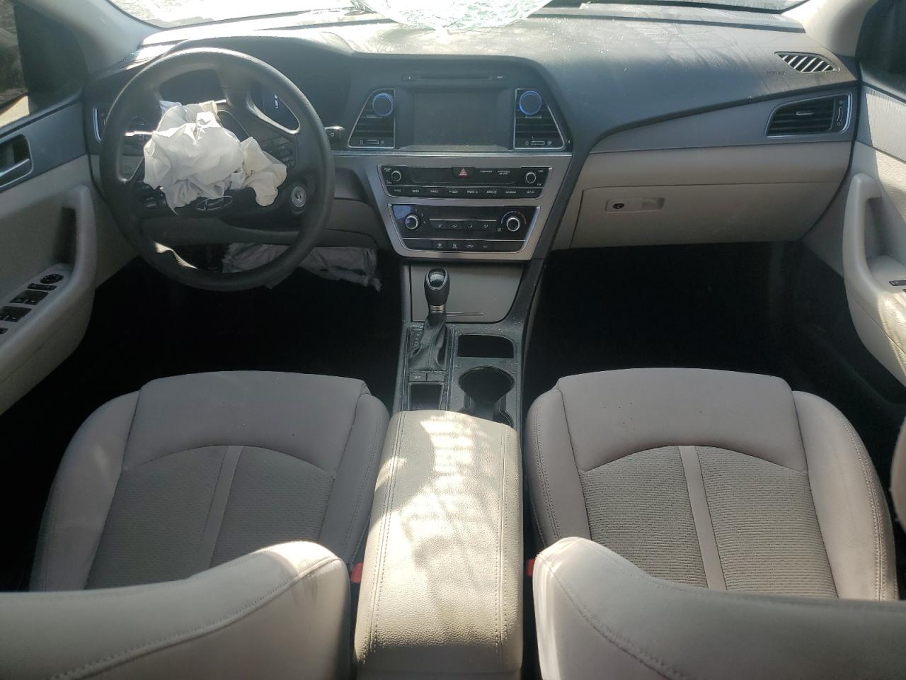 2017 Hyundai Sonata Eco VIN: 5NPE24AA8HH445907 Lot: 81308045