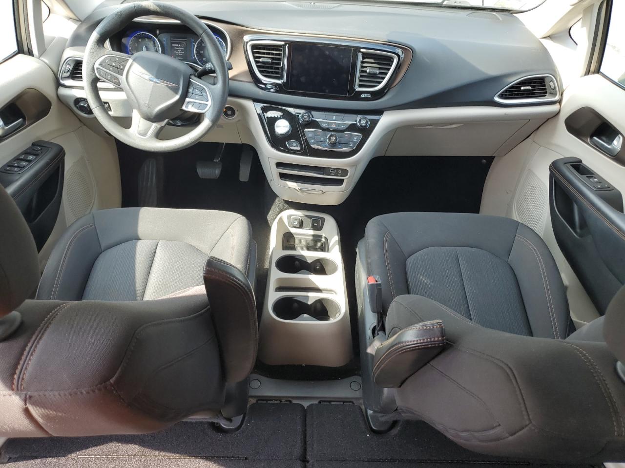 2017 Chrysler Pacifica Touring VIN: 2C4RC1DG7HR550728 Lot: 80297595