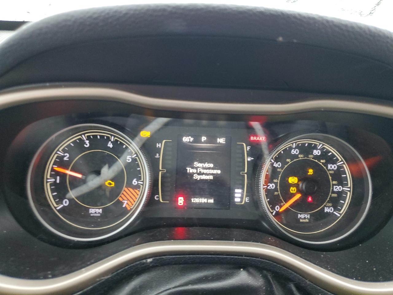 2015 Jeep Cherokee Sport VIN: 1C4PJLAB1FW627468 Lot: 71042435