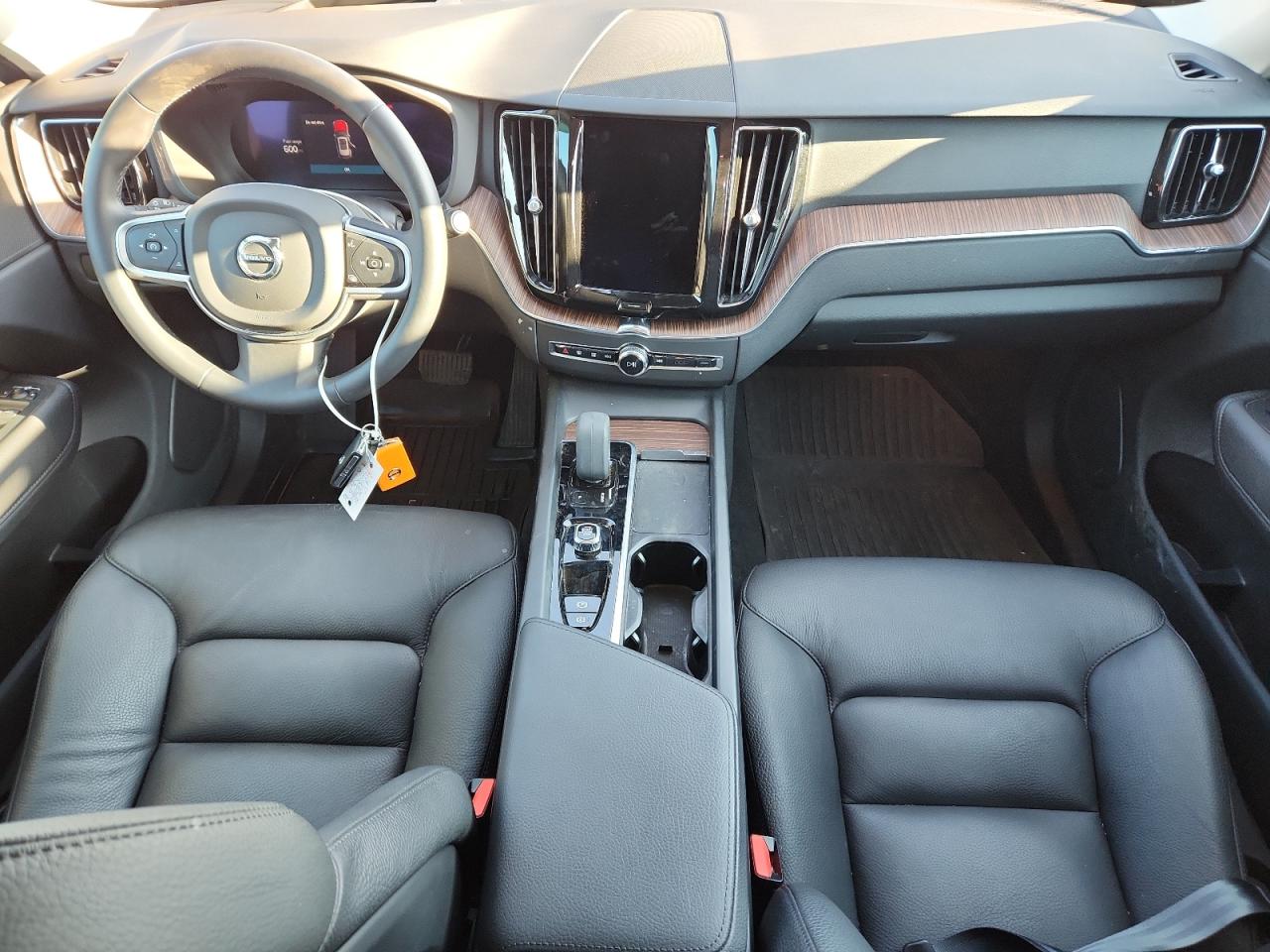 2022 Volvo Xc60 B5 Momentum VIN: YV4L12RK7N1088540 Lot: 70674535