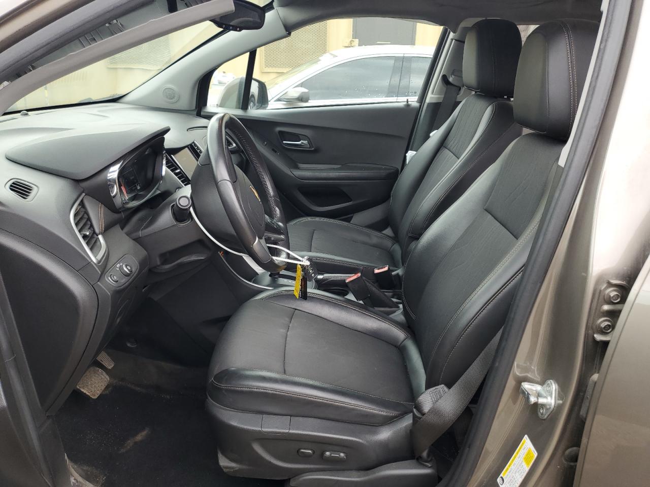 2022 Chevrolet Trax 1Lt VIN: KL7CJPSMXNB546459 Lot: 83831895