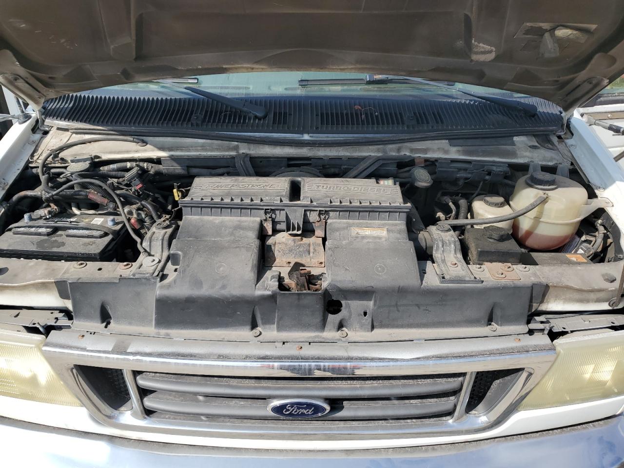 2003 Ford Econoline E450 Super Duty Cutaway Van VIN: 1FDXE45FX3HB39997 Lot: 70437695