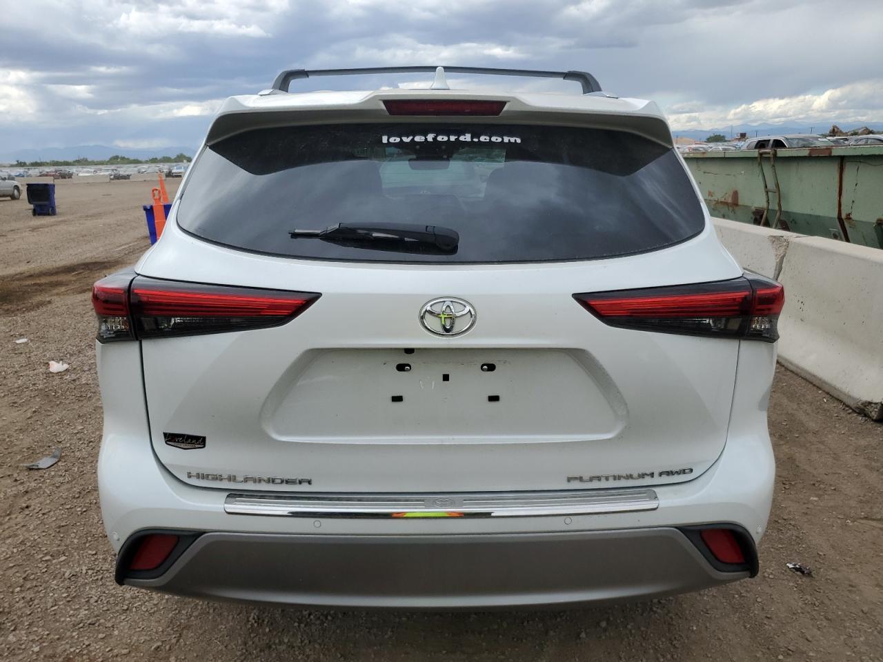 2022 Toyota Highlander Platinum VIN: 5TDFZRBH8NS226136 Lot: 85089425