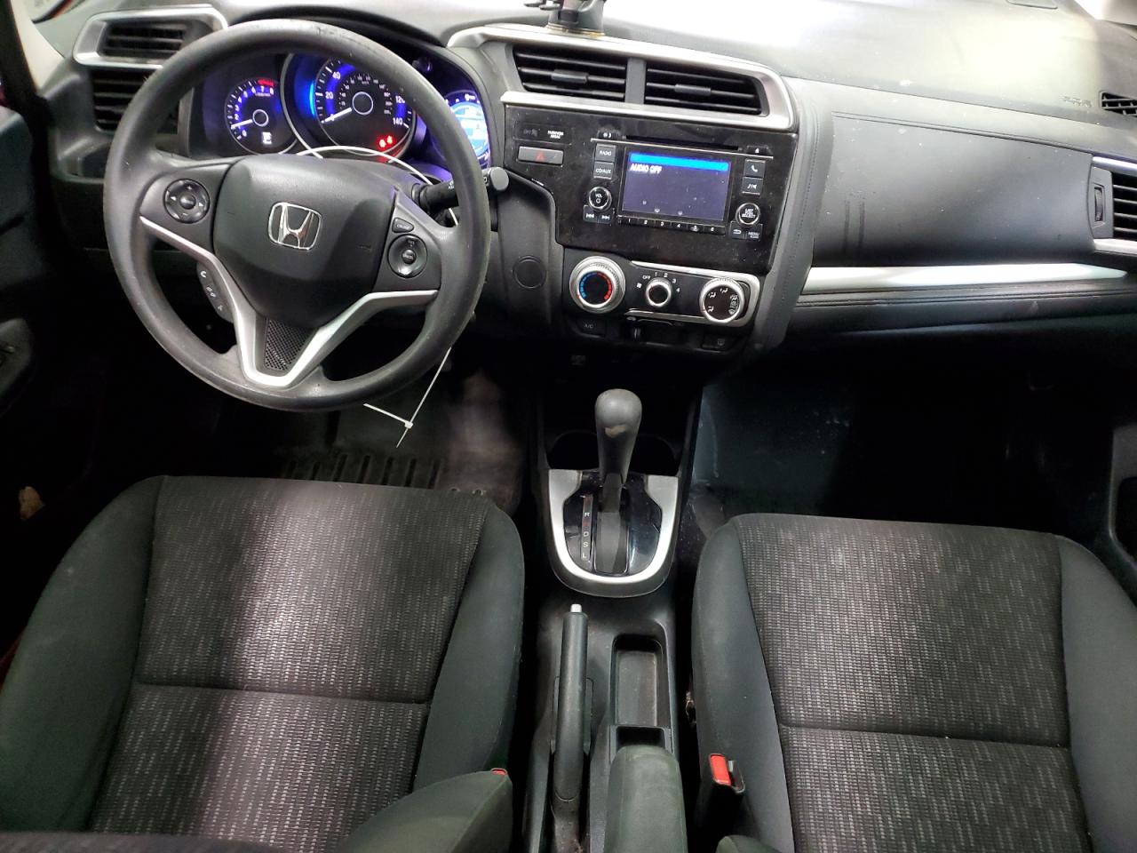 2015 Honda Fit Lx VIN: 3HGGK5H58FM780021 Lot: 81908325