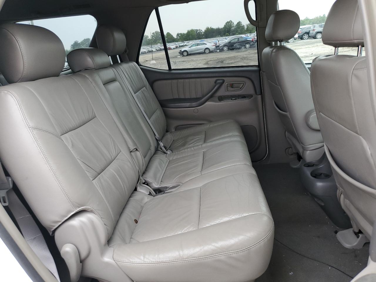 2004 Toyota Sequoia Limited VIN: 5TDBT48A84S230232 Lot: 84413235