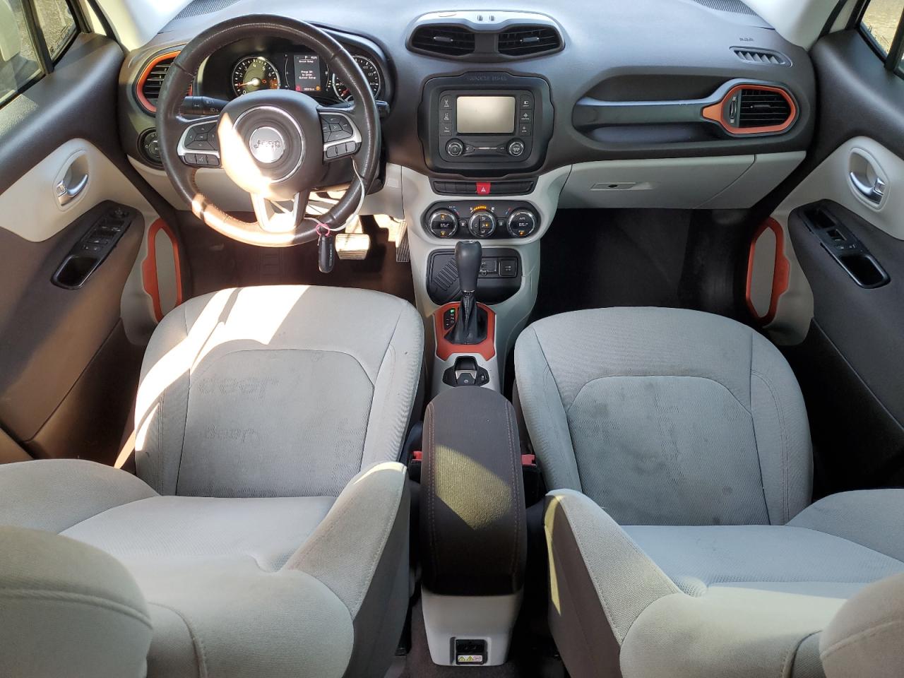 2015 Jeep Renegade Latitude VIN: ZACCJABT0FPB75876 Lot: 80458415
