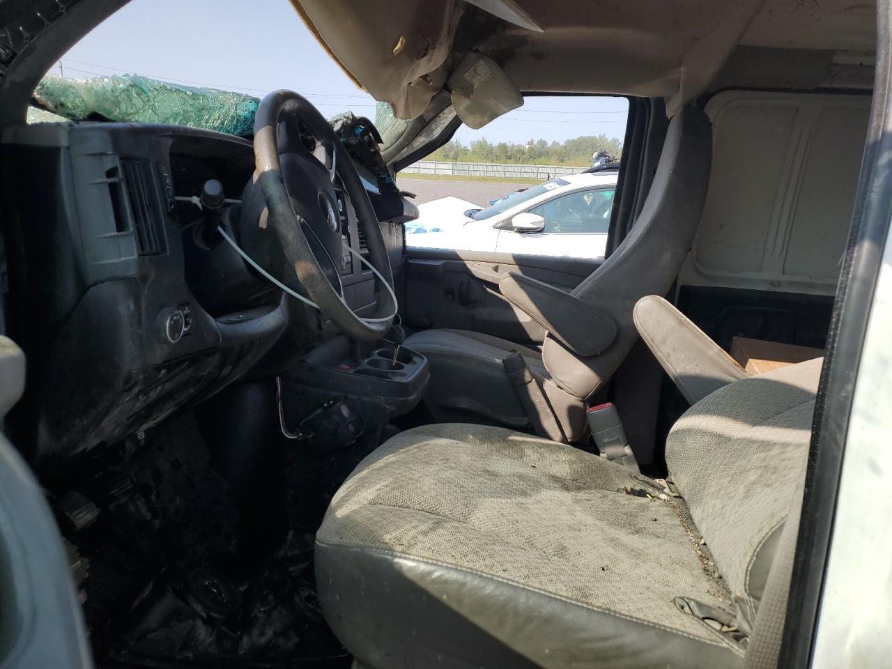 2011 GMC Savana G2500 VIN: 1GTW7GCAXB1146440 Lot: 72003645