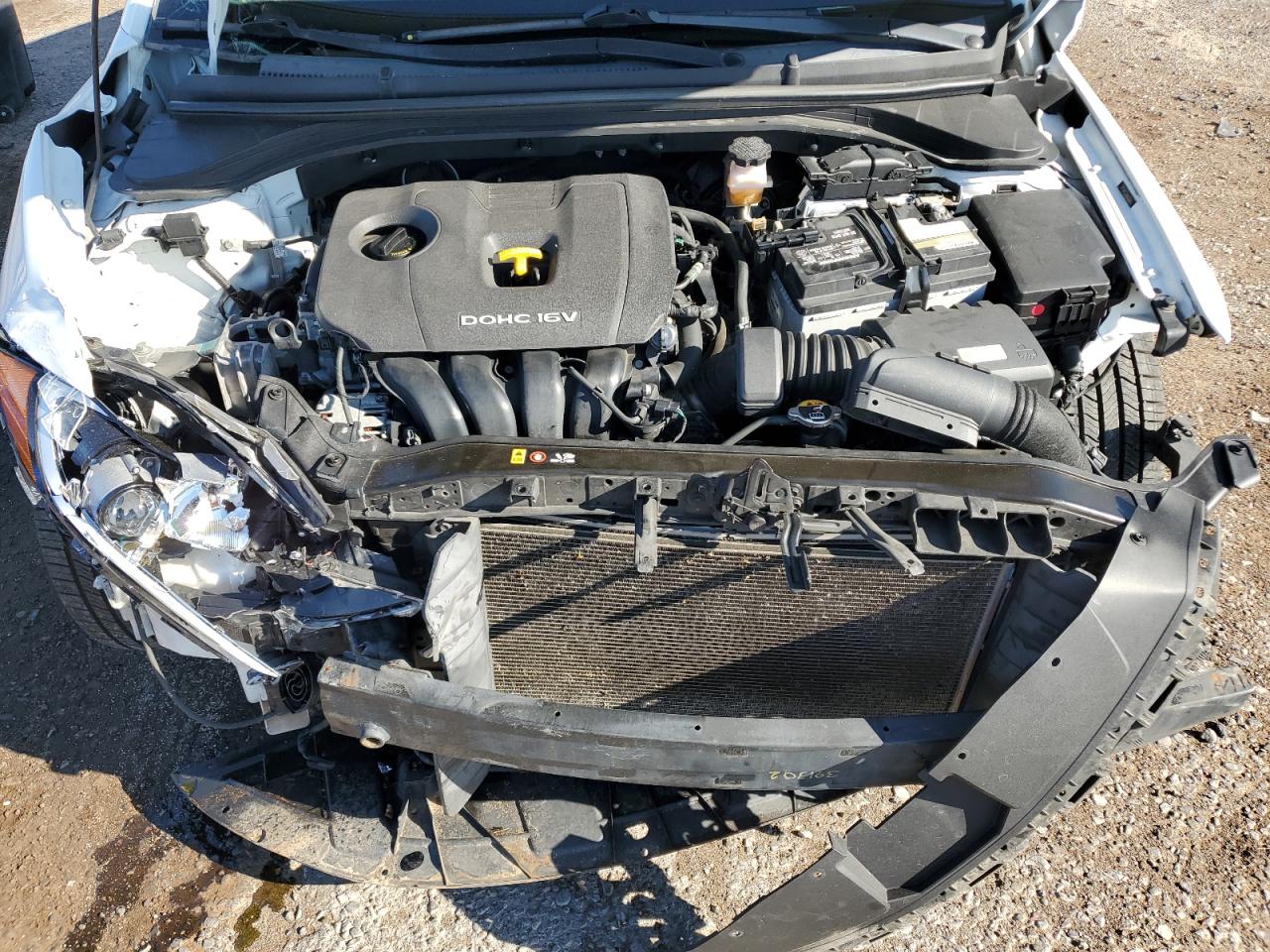 2017 Hyundai Elantra Se VIN: 5NPD84LF5HH030420 Lot: 83760325