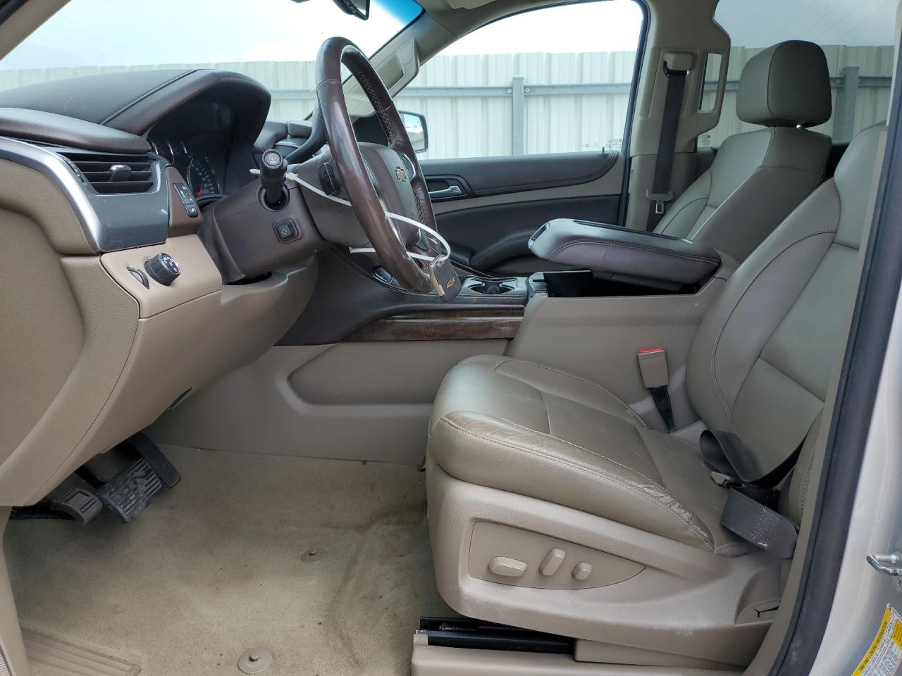 2018 Chevrolet Suburban C1500 Lt VIN: 1GNSCHKC4JR249122 Lot: 81604185