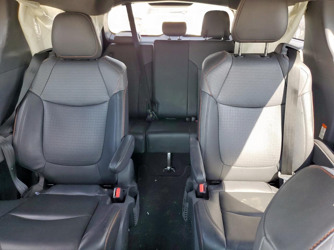 2021 Toyota Sienna Xse VIN: 5TDXRKEC0MS046563 Lot: 84807165