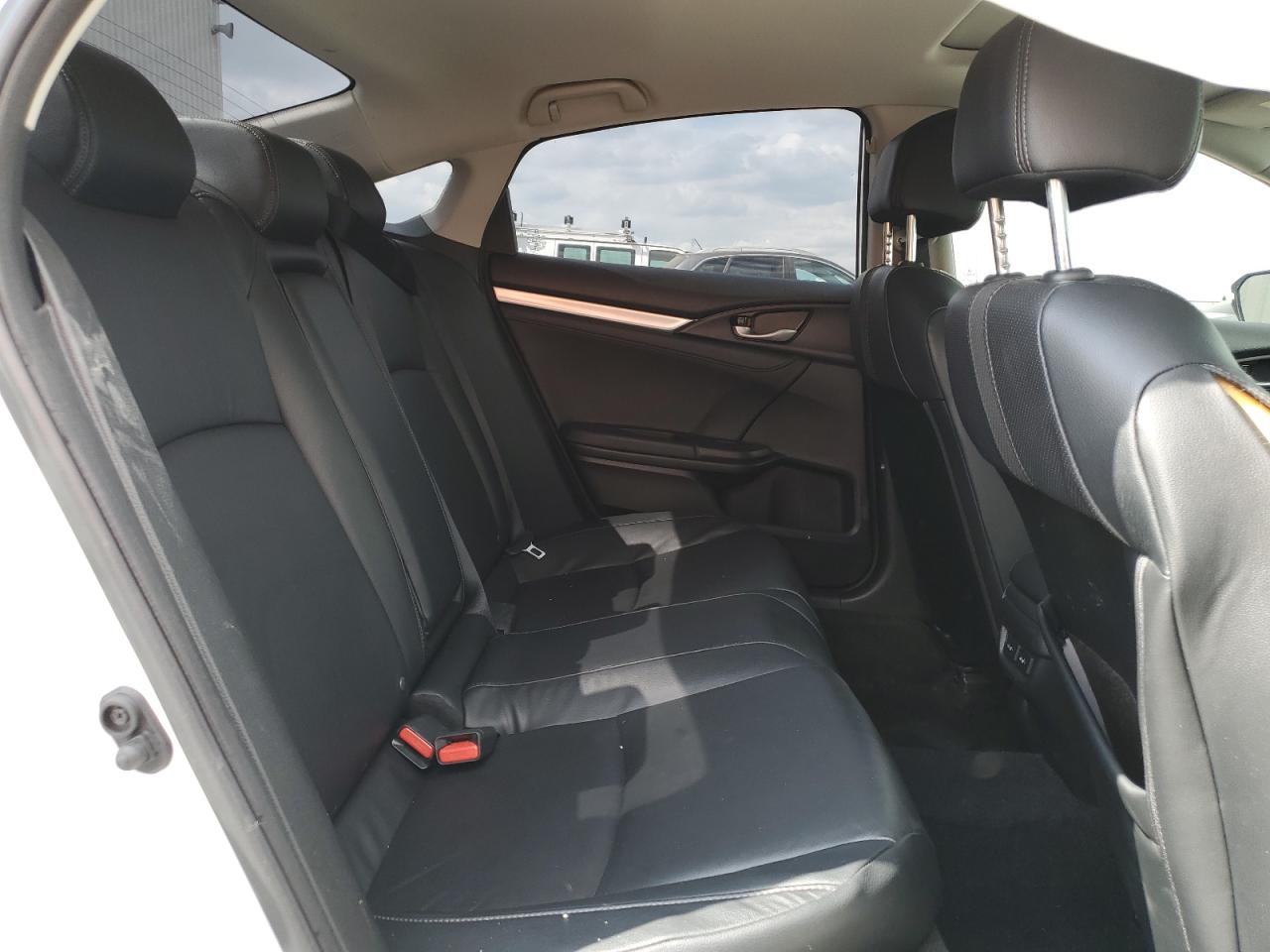 2019 Honda Civic Touring VIN: 19XFC1F91KE200070 Lot: 81516515