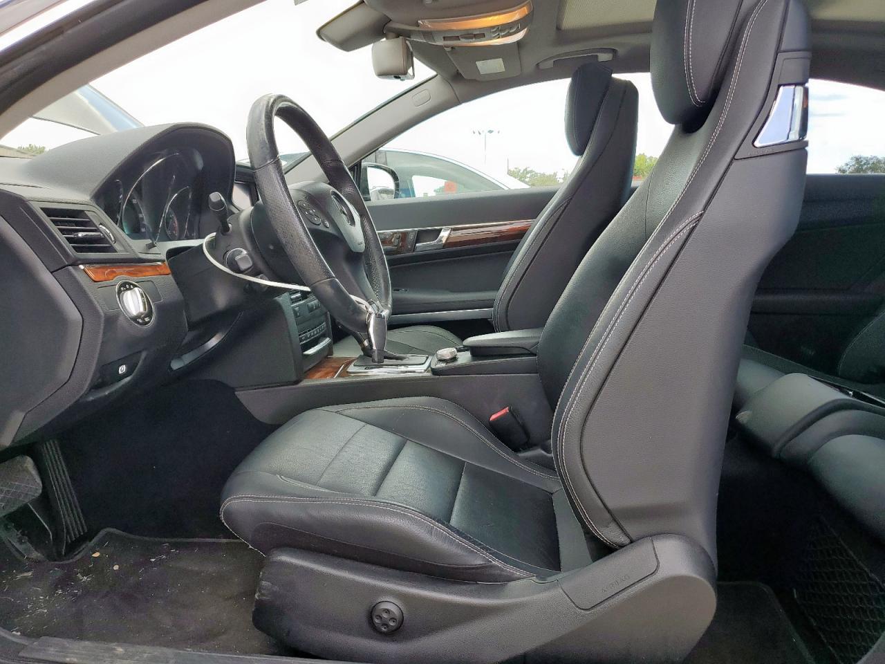 2010 Mercedes-Benz E 350 VIN: WDDKJ5GB1AF005741 Lot: 81409855