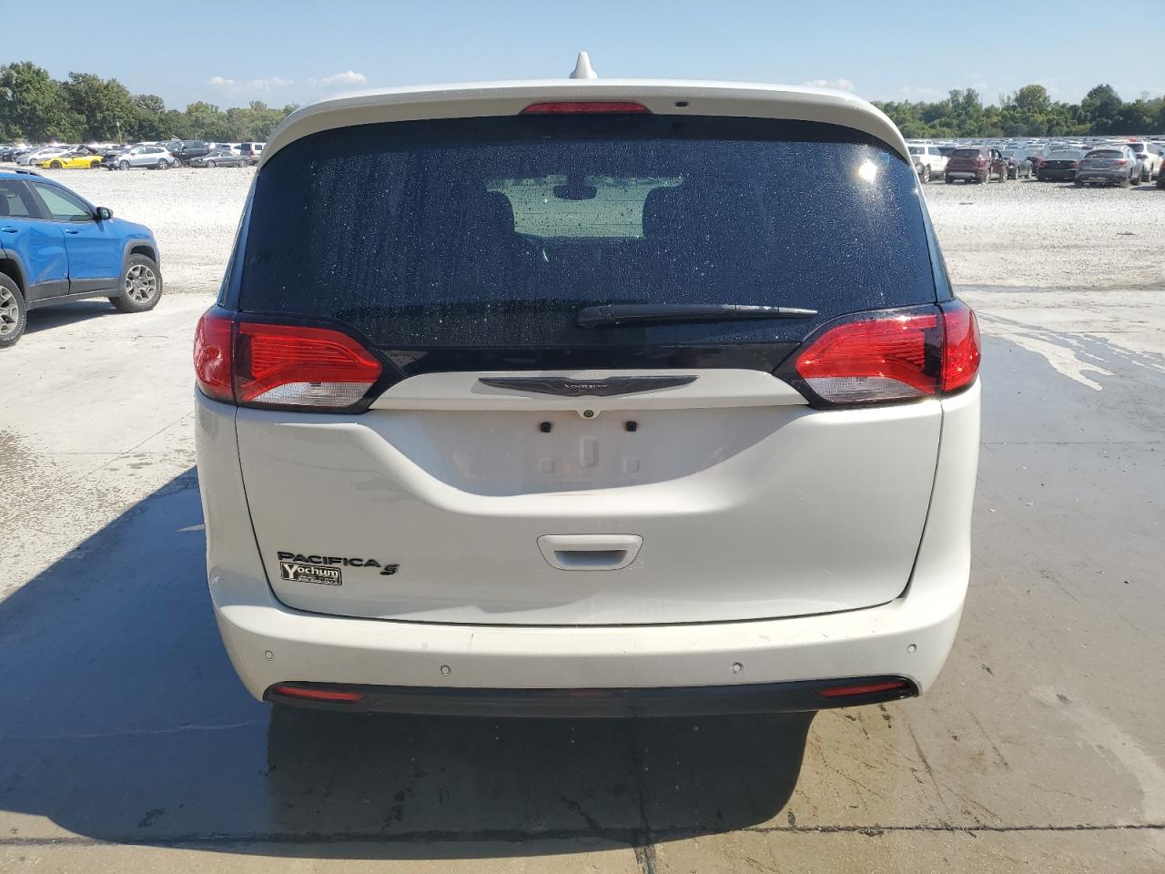 2019 Chrysler Pacifica Touring Plus VIN: 2C4RC1FG3KR633397 Lot: 72072295
